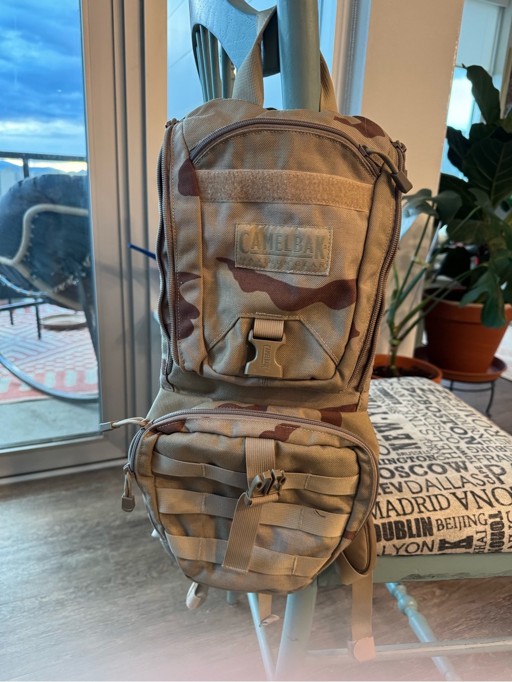 Camelbak Men's Hydration Pack - Desert Tan Camo